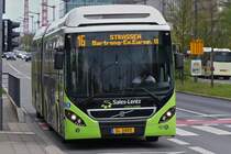 SL 3485, Volvo 7900 Hybrid von Sales Lentz an der Bushaltestelle Roud Breck in der Stadt Luxemburg. 04.2024