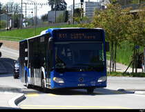 tpn - Mercedes Citaro Nr.230  VD 1153 bei der Zufahrt zu den Bushaltestellen unterhalb des Bahnhof Nyon am 06.04.2024