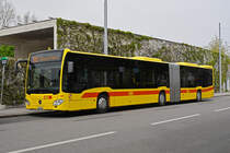 Mercedes Citaro 90 der BLT wartet am 08.04.2024 als Tramersatz auf der Linie 3, die wegen einer Grossbaustelle am Steinenberg nicht Richtung Barfüsserplatz fahren kann an der provisorischen Haltestelle beim Kannenfeldplatz.