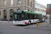 BBA Nr. 172 (Scania/Hess N310UA) am 21.2.2024 beim Bhf. Aarau. Per Mitte März sind die Scania Gelenkbusse in Aarau vollständig durch Mercedes eCitaro G ersetzt worden.