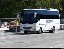 Kopf Reisen - MAN Beulas Gianino Reisebus unterwegs in der Stadt Zürich am 27.04.2024