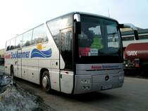 MB-Tourismo  ist im Schienenersatzverkehr eingeteilt, und wartet am Bhf. Ried i.I. auf weitere Eins�tze; 090317