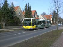 Mercedes-Benz O 530 I (Citaro) auf der Linie 195 nach S-Bahnhof Mahlsdorf an der Haltestelle Linderhofstra�e.