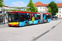 HSB Hanau Solaris Urbino 18 Wagen 88 am 07.06.24 in Hanau Freiheitsplatz