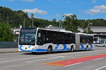 BOOG Mercedes Citaro 212, auf der Linie 507, überquert am 13.06.2024 die Bahnhofbrücke.