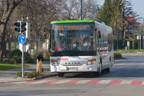 Setra S 400er-Serie NF von Blaguss (W-2761LO) als Linie 200 in Biedermannsdorf, Wiener Straße. Aufgenommen 20.3.2024.