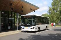 Isuzu Citibus am 6.6.2024 um 11.45 Uhr am Bahnhof in Ceska Lipa.