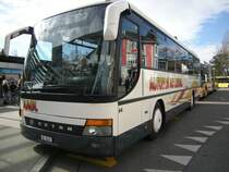 WG 64 SETRA S313UL auf der Linie 71 nach Reigoldswil.