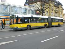 Solaris Urbino auf der Linie M11 nach U-Bahnhof Oskar-Helene-Heim am S-Bahnhof Lichterfelde West.