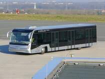 ein Cobus 3000 mit der Nr.2 am Flughafen Dortmund 21.3.2009