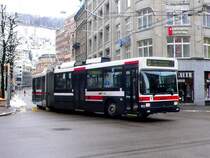 Trolley 161 mit der Versuchsbemahlung f�r das  Lighttram 
155. Kreuzung St. Leonhardstrasse-Kornhausstrasse am 24.03.09.