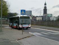 Mercedes-Benz O 530 I (Citaro) auf der Linie 156 nach S-Bahnhof Wilhemsburg an der Haltestelle Steinwerder Fhre.