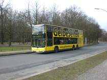 MAN Lion's City DD (Doppelstock) auf der Linie 100 nach S+U Bahnhof Alexanderplatz an der Haltestelle Tiergarten Haus der Kulturen der Welt.