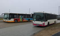 Mercedes Citaro II (Facelift) und Iveco Crossway standen am 21.02.2025 in Höhe Rostock/Hauptbahnhof Süd.
