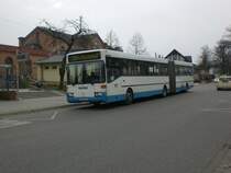 Mercedes-Benz O 405 N (Niederflur-Stadtversion) auf der Linie 739 nach Knigs Wusterhausen Kirchhof am S-Bahnhof Knigs Wusterhausen.