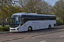04-BNF-4, Volvo 9900 aufgenommen am Straßenrand in Maastricht. 03.2025