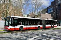 MB Citaro CapaCity 4605 der Hochbahn am 31.3.25 in der Innenstadt vom Hamburg.