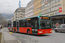 Mercedes Citaro 158, auf der Linie 5, verlässt am 24.02.2025 die Haltestelle beim Bahnhof Biel.