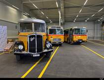 Postauto - Oldtimer Treffen in der Neuen Postauto Garage in Affoltern am Albis am 30.03.2025 .. Foto Endstand anlässlich des Tag der Offen Tore der neuen Garage am 29+30.03.2025