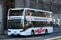 VDL Citea DLF-114, Sightseeing Berlin vom 'Omnibusreisedienst Der Tempelhofer' #127 (ex. BVG, 3093) Berlin im März 2025.
