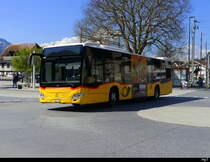 Postauto - Mercedes Citaro BE 610543 unterwegs beim Bhf. Interlaken West am 05.04.2025