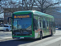 Anfang April 2025 konnte ich in der Hannoveraner Innenstadt dieses Mercedes-Benz eCitaro ablichten.