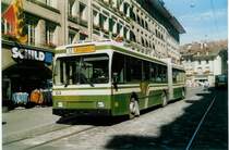 Aus dem Archiv: SVB Bern Nr. 64 Volvo/R&J Gelenktrolleybus am 5. September 1997 Bern, B�renplatz