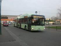 MAN Niederflurbus 2. Generation auf der Linie 981 nach Kopernikusstra�e am Bahnhof.