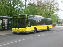 MAN Niederflurbus 3. Generation (Lions City) auf der Linie 184 nach S-Bahnhof Sdkreuz am S-Bahnhof Sundgauer Strae.