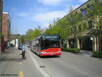 Solaris Nr. 334 auf der Linie 3 am 20.4.09 in der Theaterstrasse, die whrend der gesperrten Lindstrasse befahren wird.