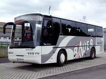 NEOPLAN_N312K hat Leute aus dem Bezirk Scheibbs zum  Bauernmarkt  nach Ried i.I. gebracht; 090417