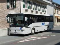 AVJ - Mercedes INTEGRO VD 1005 abgestellt am Strassenrand in der Ortschaft Sentier VD am 10.04.2009