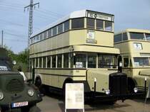 Dieser wunderschne Bssing-Bus war zum 10. Werdauer IFA-Treffen angerckt, 05.05.07