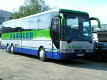 MAN Royal-Class, der Fa. Hangler Bustouristik wartet am Messegel�nde in Ried auf seine Reiseg�ste; 090423