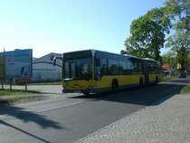 Mercedes-Benz O 530 I (Citaro) auf der Linie X69 nach M�ggelheim Odernheimer Stra�e an der Haltestelle M�ggelheim Ludwigsh�heweg.