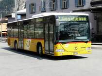 Postauto - Mercedes Citaro  UR 9261 unterwegs auf der Linie 1 bei den Haltestellen vor dem Bahnhof G�schenen am 08.04.2009