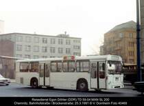 Mit Bauahr 1974 war dieser gebraucht �bernommene SL 200 keinesfalls j�nger als die moderner aussehenden Ikarus. Seine Zeit bei D�hler war auch recht kurz. Oft war bei in der DDR eingesetzten Nutzfahrzeugen aus dem  Westen  kein vorderes Kennzeichen angebracht.