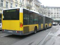 Mercedes-Benz O 530 I (Citaro) auf der Linie 167 nach U-Bahnhof Boddinstra�e am U-Bahnhof Rathaus Neuk�lln.