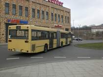Mercedes-Benz O 405 N (Niederflur-Stadtversion) als SEV f�r die U-Bahnlinie 5 zwischen U-Bahnhof Elsterwerdeaer Platz und S+U Bahnhof Lichtenberg.