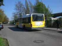 Volvo V7000 auf der Linie 283 nach S+U Bahnhof Rathaus Steglitz am S-Bahnhof Marienfelde.