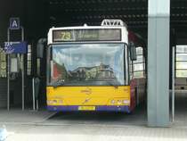 22.04.09,VOLVO von syntus Nr.1410 an der syntus-Busstation in Winterswijk/Niederlande.