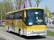 Postauto - BOVA VDL FUTURA VS 62850 unterwegs w�hrend der Hockey WM 2009 in Bern / Kloten als Team Bus der Franz�sischen Nationalmanschaft, Unterwegs vor dem Eisstadion in Bern am 03.05.2009