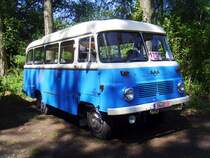 Robur-Bus der LPG/P Schlunkendorf im Saalkreis, hier beim 12.IFA Oldtimertreffen 2009 in Werdau.