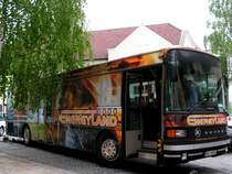 Der  Energiebus  tourt durch O�, und wird w�hrend seines Aufenthaltes in Ried i.I. m�chtig mit Strom aus der Steckdose versorgt; 090506