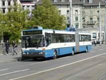VBZ - Mercedes O 405 GTZ Nr.138 unterwegs auf der Linie 46 in Z�rich am 26.04.2009