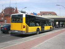 Mercedes-Benz O 530 I (Citaro) auf der Linie 249 nach S+U Bahnhof Zoologischer Garten am S+U Bahnhof Heidelberger Platz.