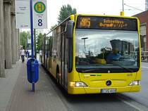 Citaro-Gelenkbus der EVAG-Linie SB15 in Essen Hbf, 14. Mai 2009, 16:43