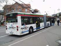 Es handelt sich um Van Hool AG 300 T. Hier Wagen 211 am 27/09/08.