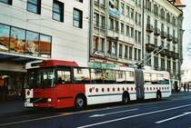 TPF Fribourg Nr. 501/FR 300'413 Volvo/Hess Gelenkduobus (ex TF Fribourg Nr. 101) am 25. April 2009 Fribourg, Bahnhof