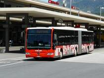 Chur - Mercedes Citaro  Gr 155881 unterwegs auf der Linie 4 bei den Bushaltestellen vor dem Bahnhof Chur am 07.05.2009
